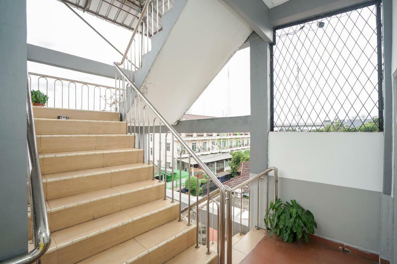 Koolkost Near Palembang Icon Mall 4 Екстер'єр фото